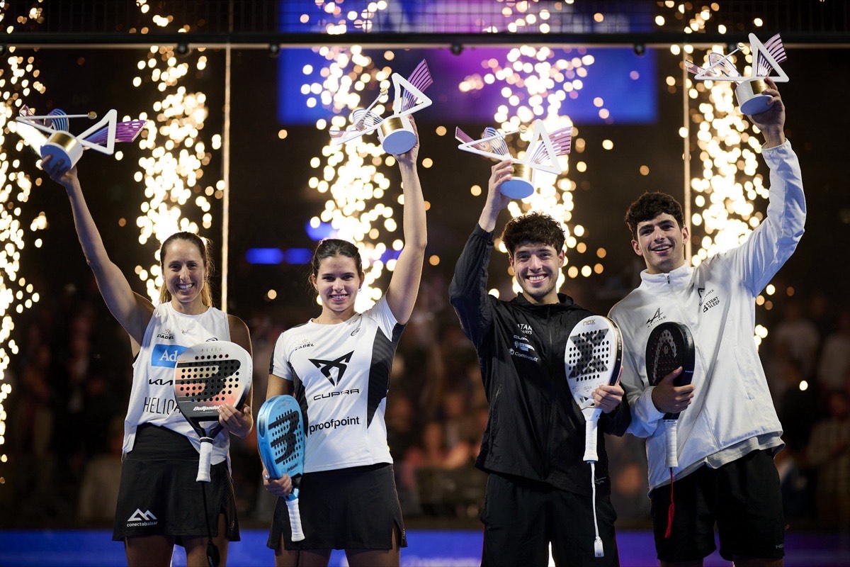 Gemma Triay, Delfi Brea, Agustín Tapia y Arturo Coello levantan sus trofeos de campeones en Rotterdam 2025
